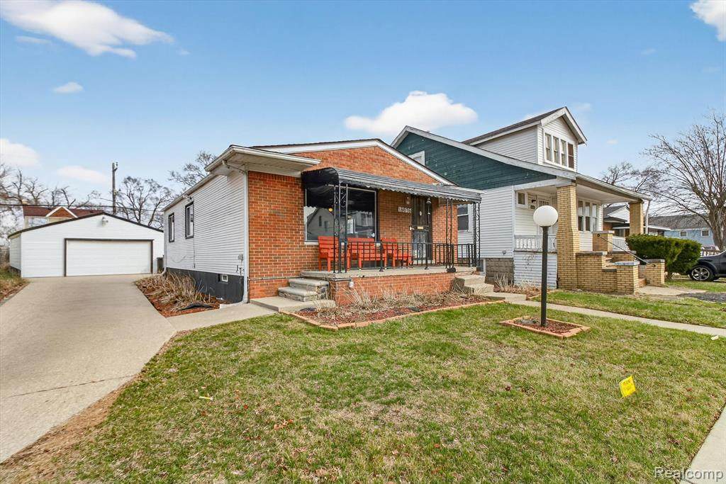 18676 Syracuse Street - Photo 1