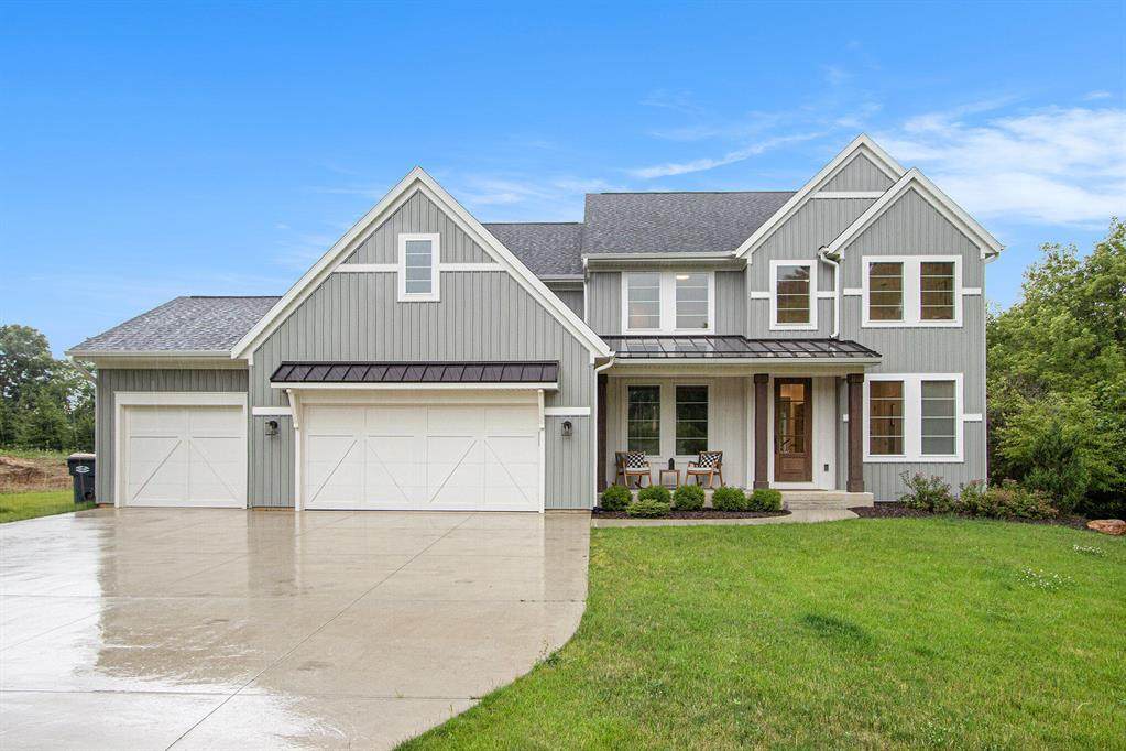 6520 Hidden Lake Circle - Photo 1