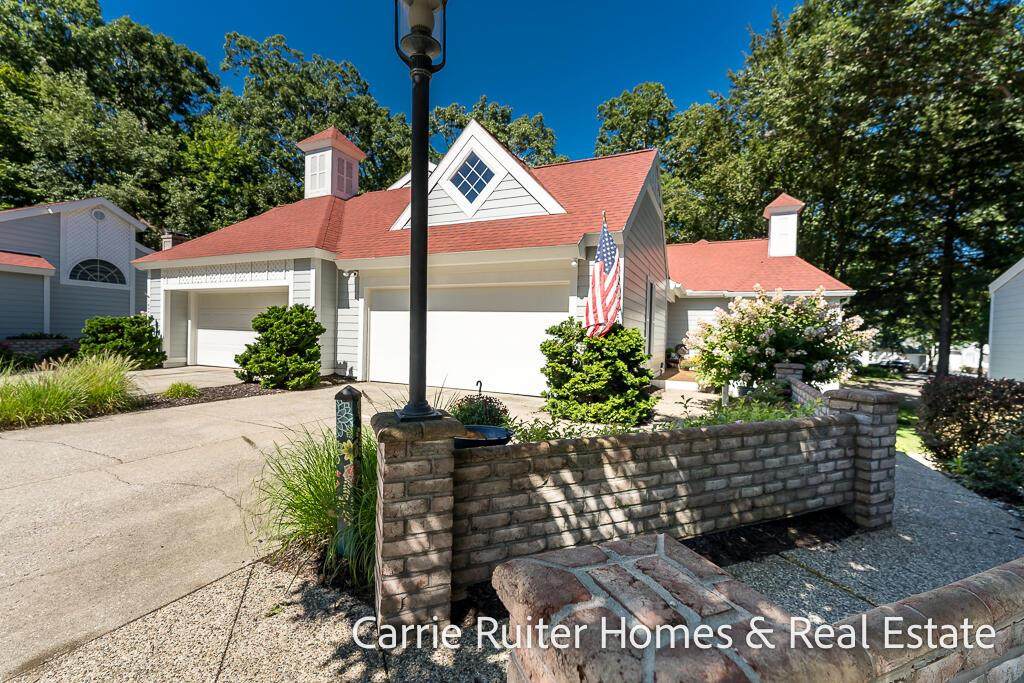 16919 Landing Lane - Photo 1