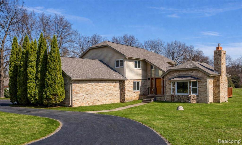 3105 Hickory Ridge Drive - Photo 1