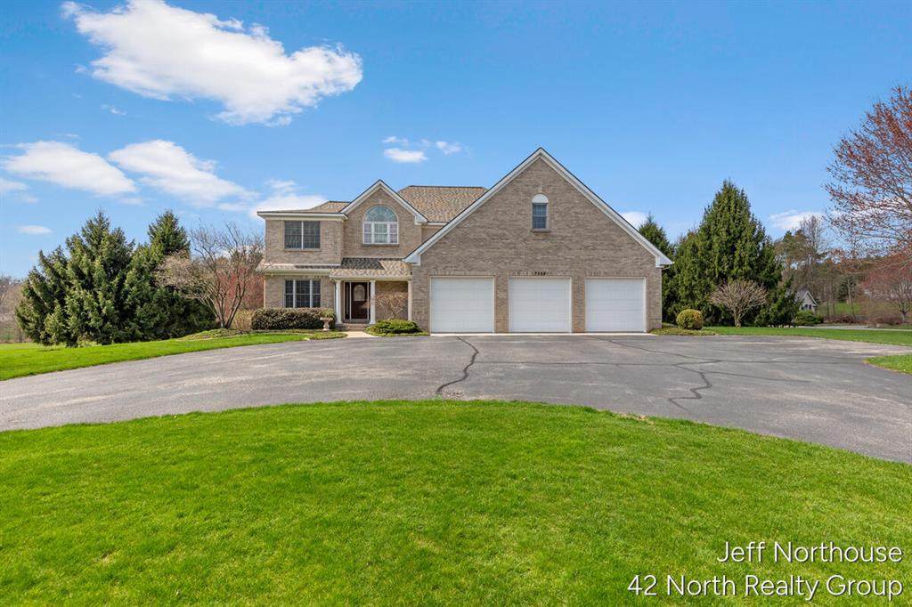 7553 Willow Pointe Drive - Photo 1