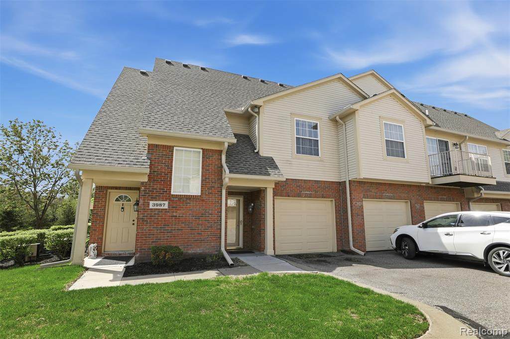 3993 Cornerstone Drive - Photo 1
