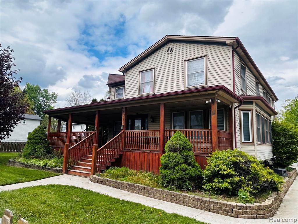 8186 Lenore Street - Photo 1