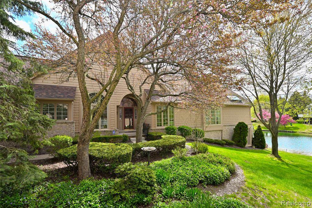 618 Deauville Lane - Photo 1