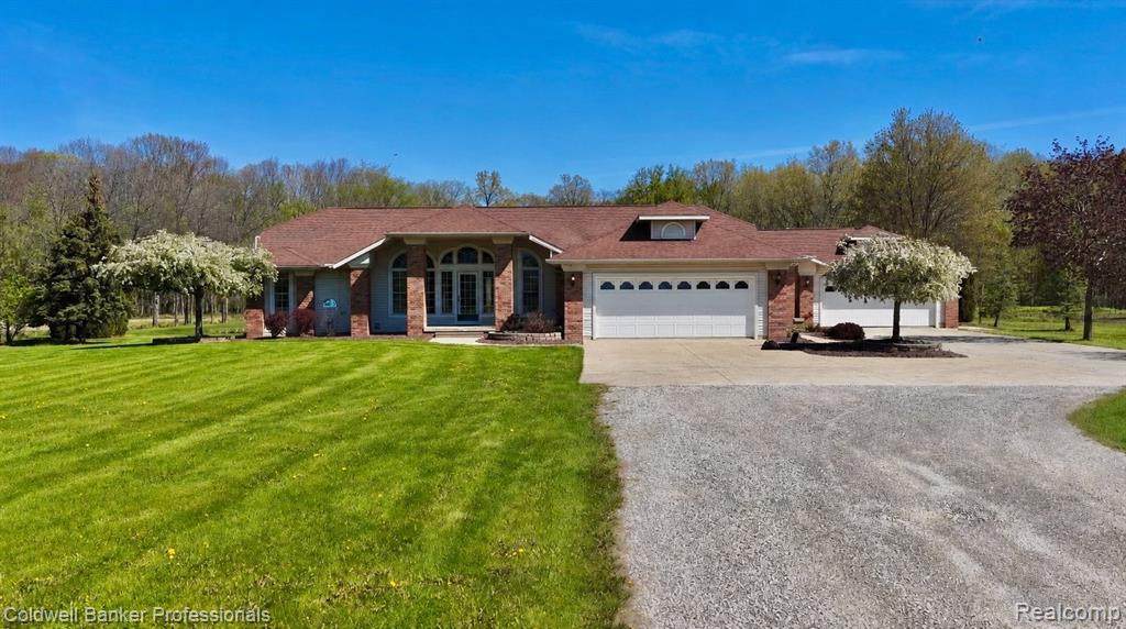 6464 Ferden Road - Photo 1