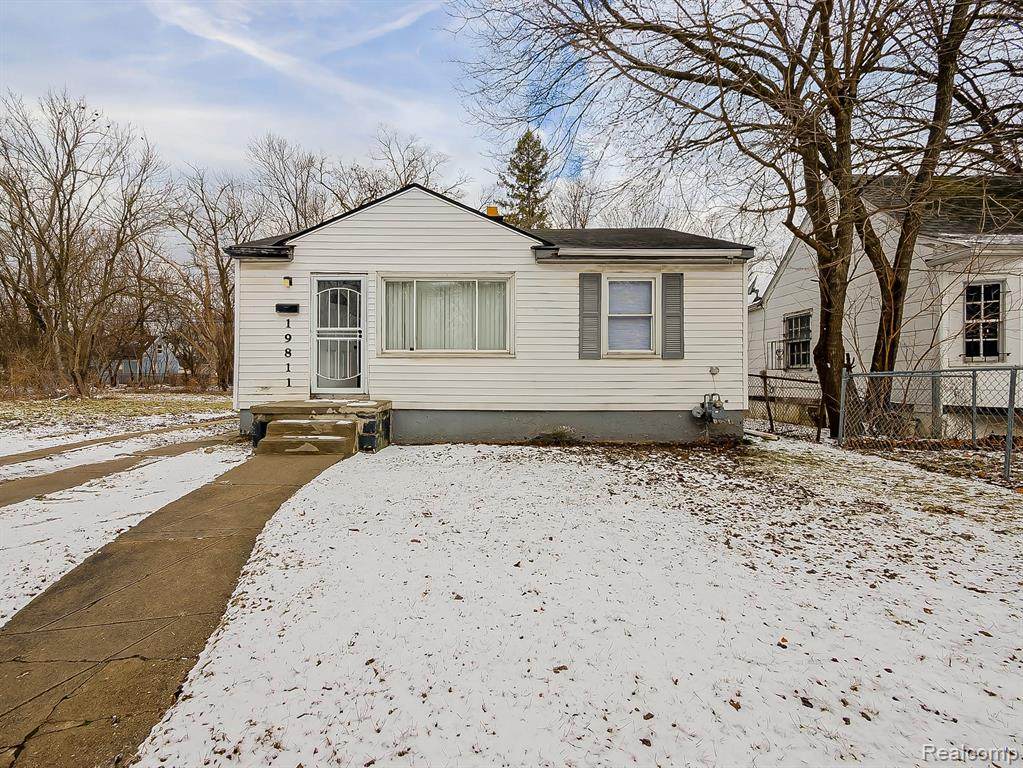 19811 Harlow Street - Photo 1