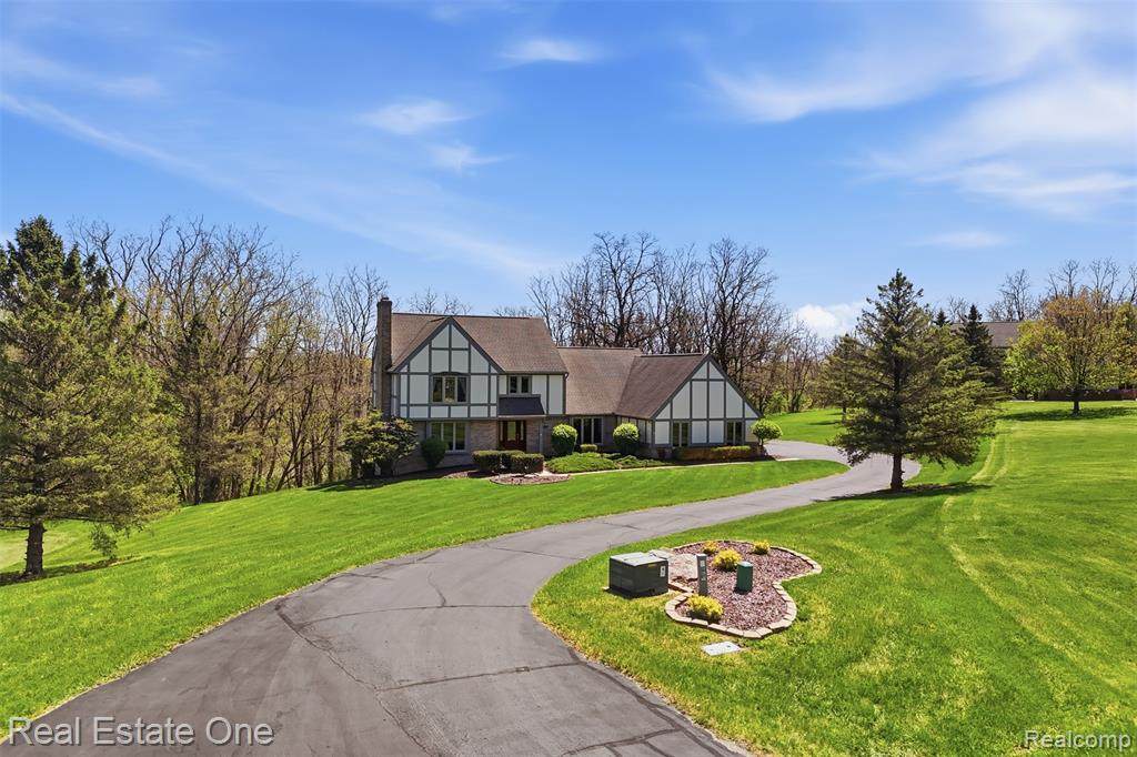 6514 Mountview Court - Photo 1