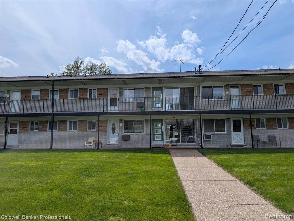 26945 Milford - Photo 1
