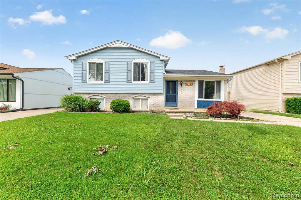24145 Cottrell Street - Photo 1