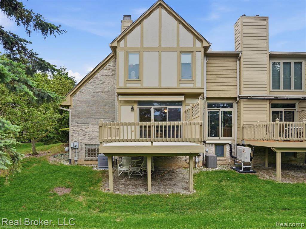 2710 Maitland Drive - Photo 1