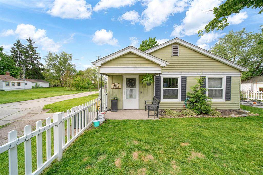 317 Clark Street - Photo 1