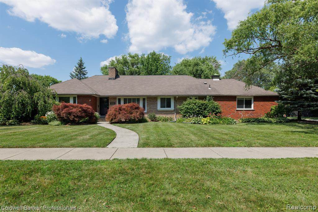 1416 Renaud Road - Photo 1
