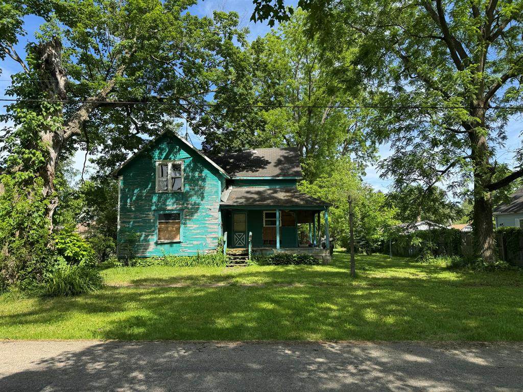 209 Hamilton - Photo 1