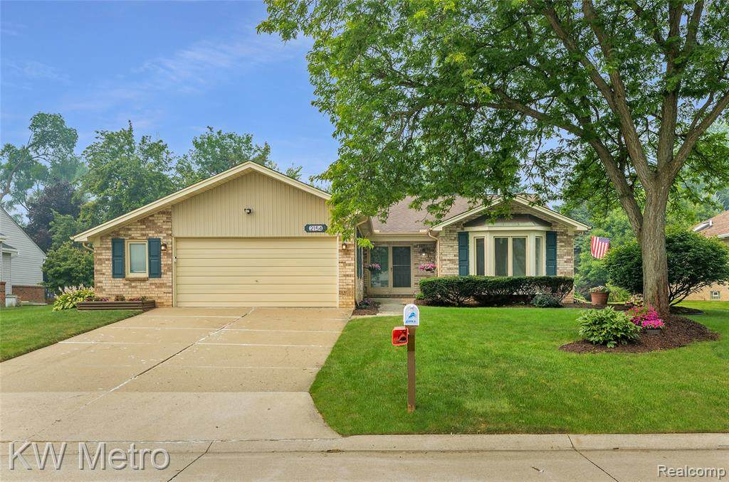 2154 Warrington Road - Photo 1
