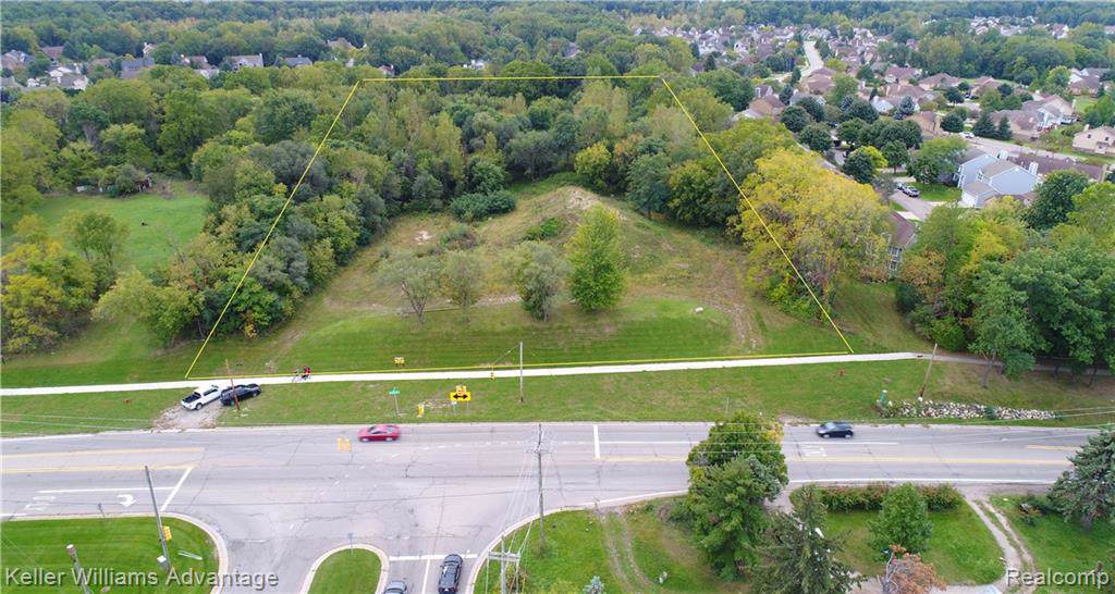41295 14 MILE Road - Photo 1
