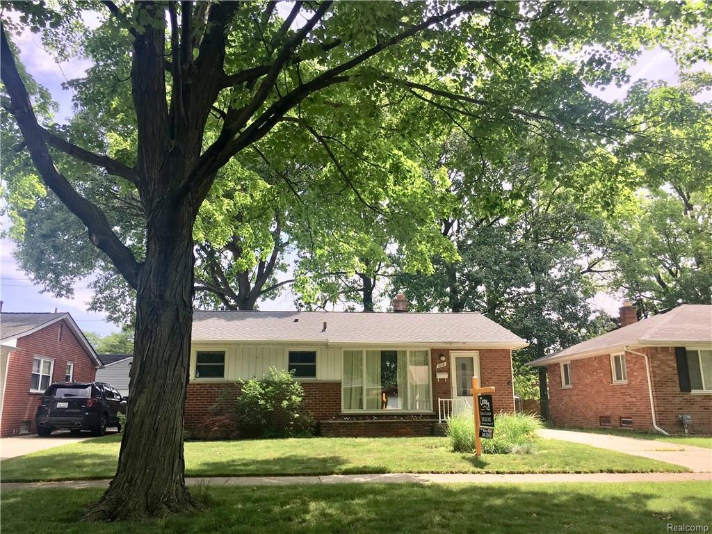 1018 Symes Court - Photo 1