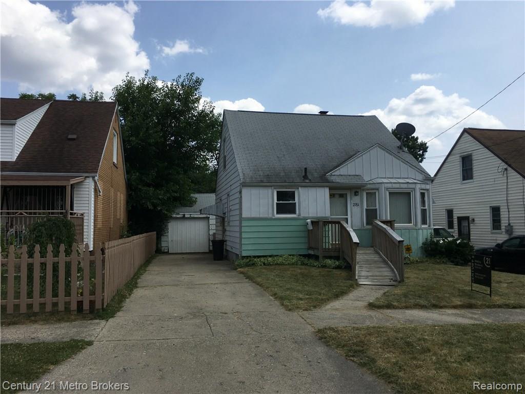 2761 Yale Street - Photo 1
