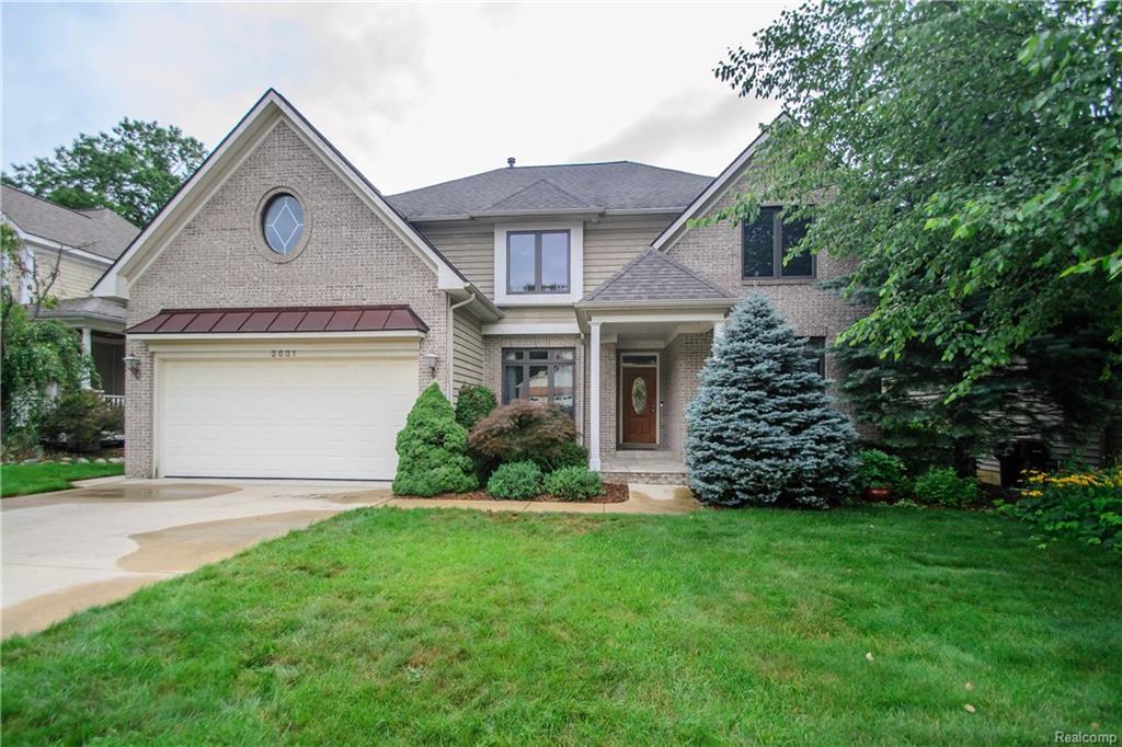 2631 Emerald Avenue - Photo 1