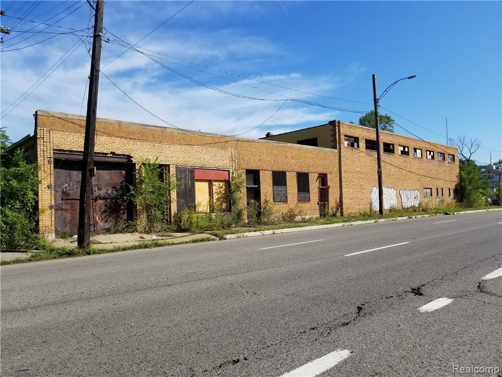 1600 Fort Street - Photo 1