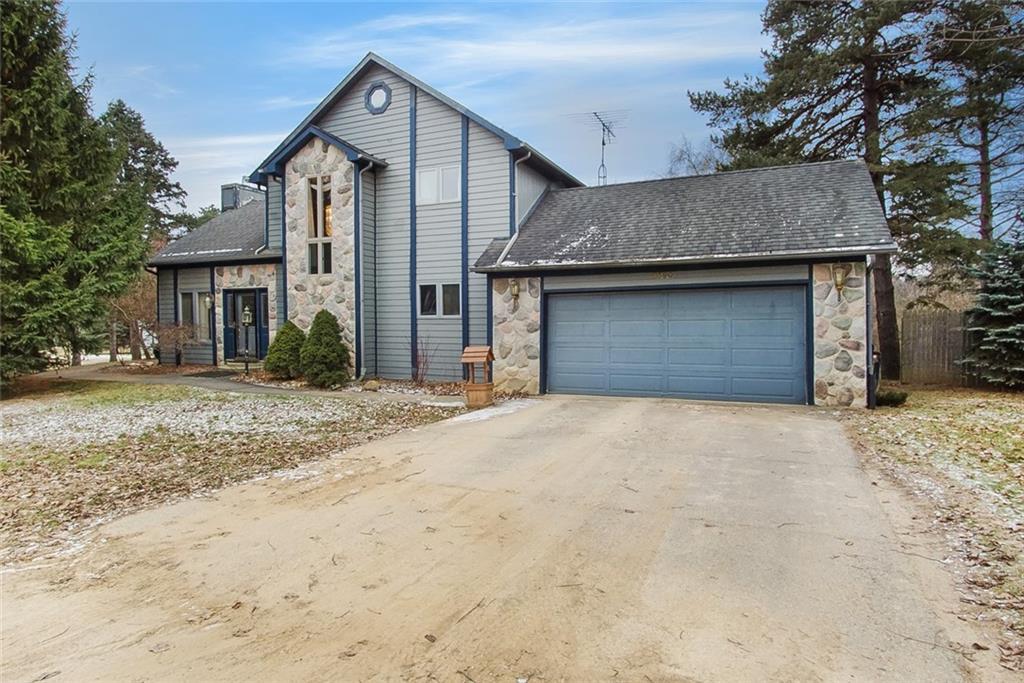 6590 Hunters Creek Road - Photo 1