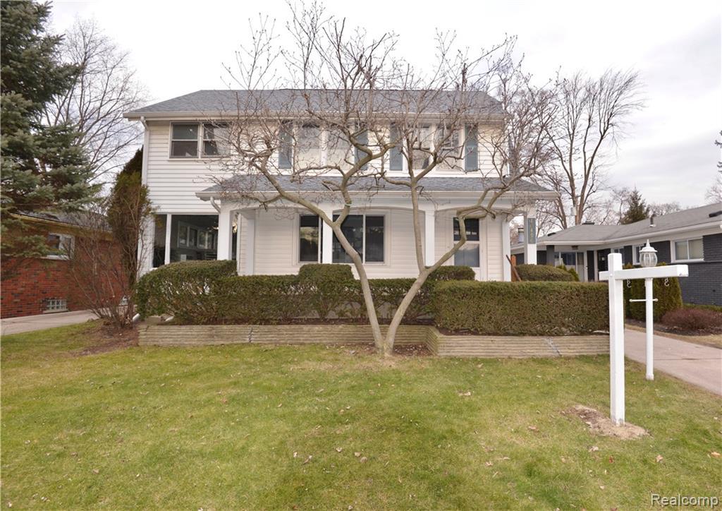 10496 Kingston Avenue - Photo 1
