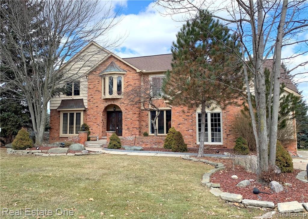 3236 Glengrove Drive - Photo 1
