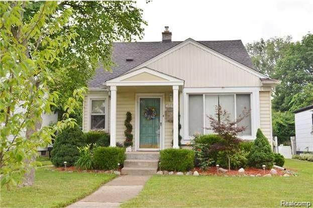 1523 Chapin Avenue - Photo 1