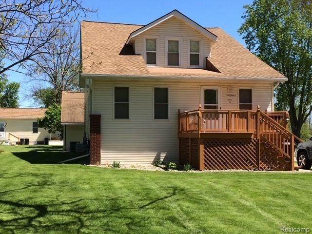 14738 Chamberlain Road - Photo 1