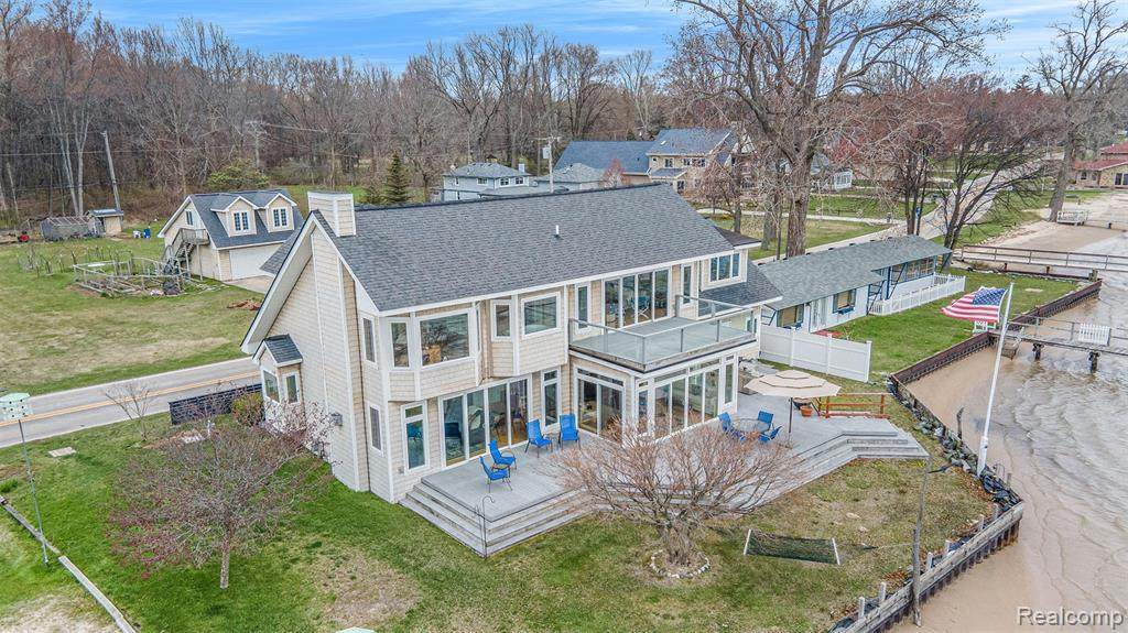 1825 Channel Drive - Photo 1