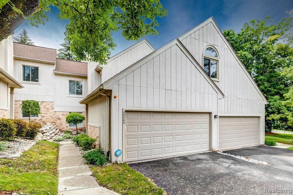 29483 Laurel Drive - Photo 1