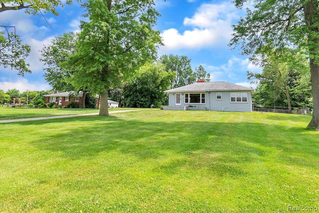22955 Northline Road - Photo 1