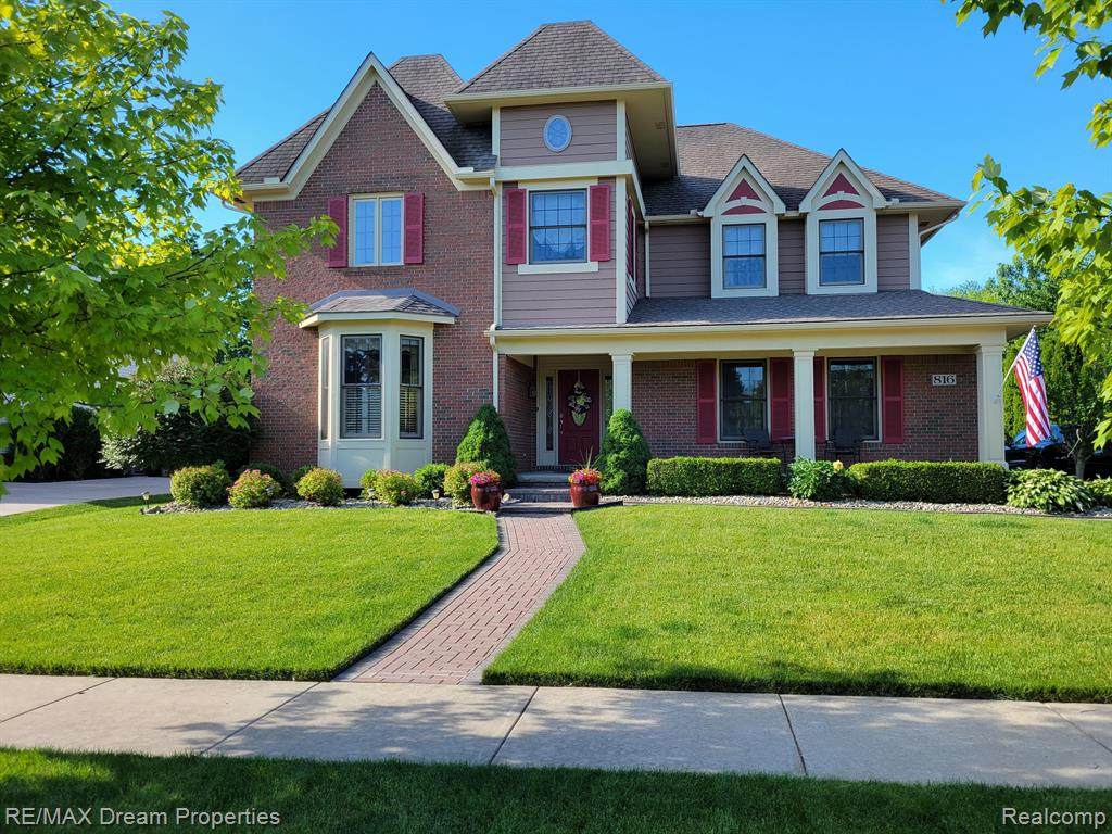 816 Glen Meadows Drive - Photo 1