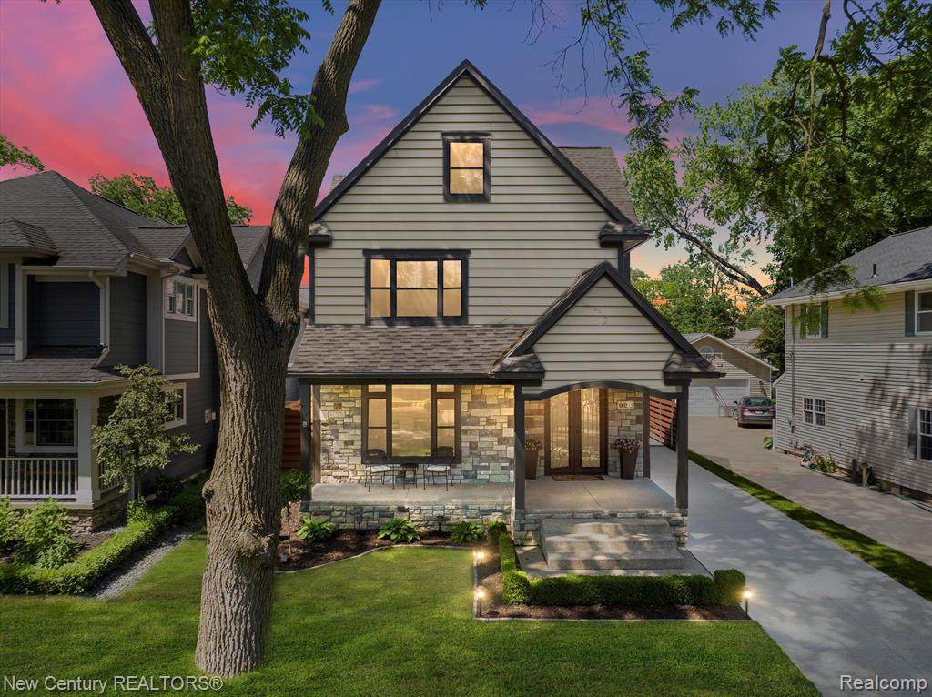 926 Roselawn Drive - Photo 1