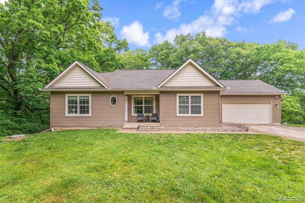 10393 Hillcrest Drive - Photo 1