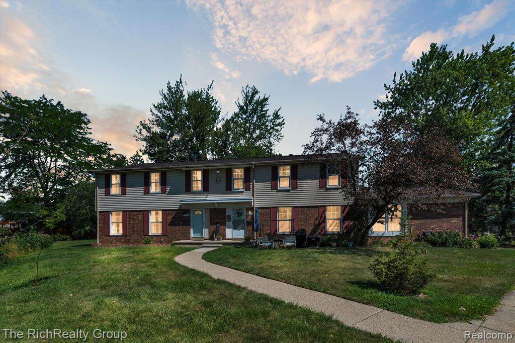 44529 Umberland Circle - Photo 1