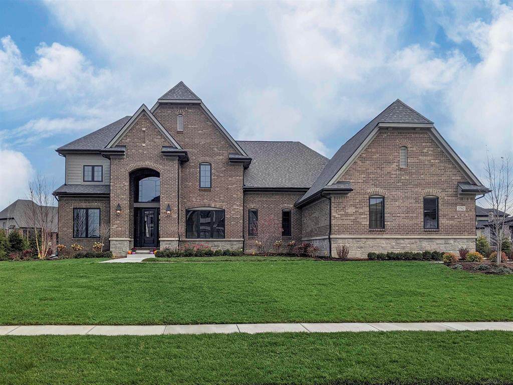 3762 Royal Berkshire Lane - Photo 1