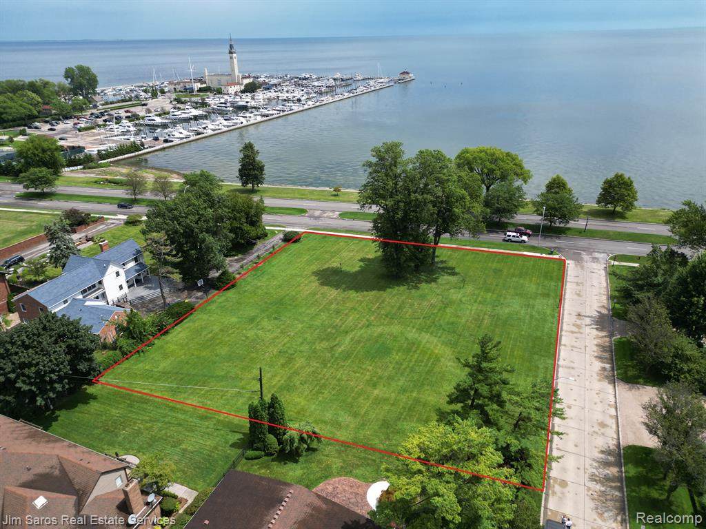 745- 749 Lake Shore Road - Photo 1