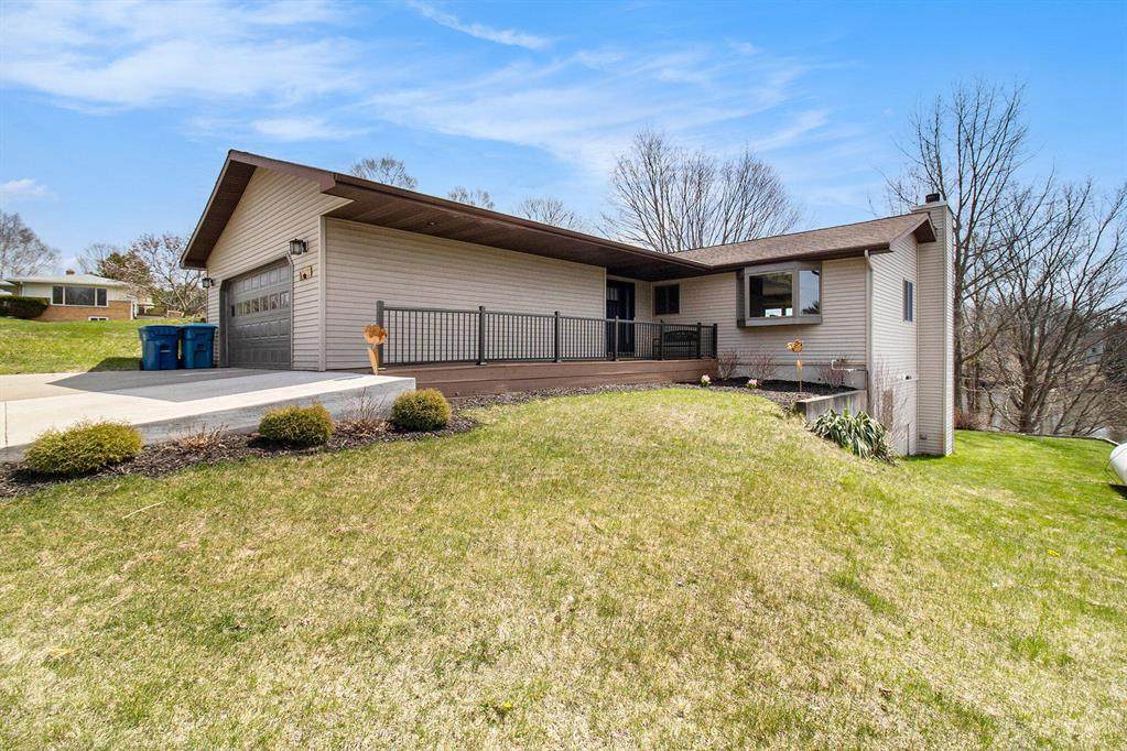 191 Hilltop Drive - Photo 1