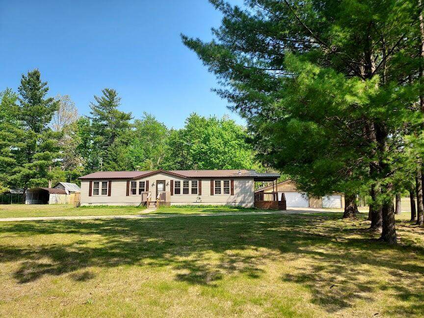 8458 Broadway - Photo 1