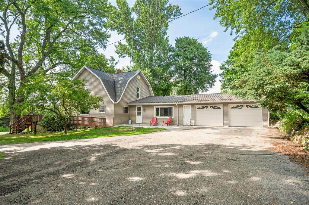 6618 Cypress Avenue - Photo 1