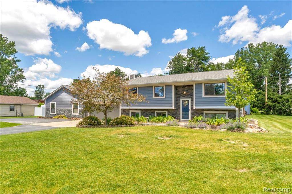 27520 West Road - Photo 1