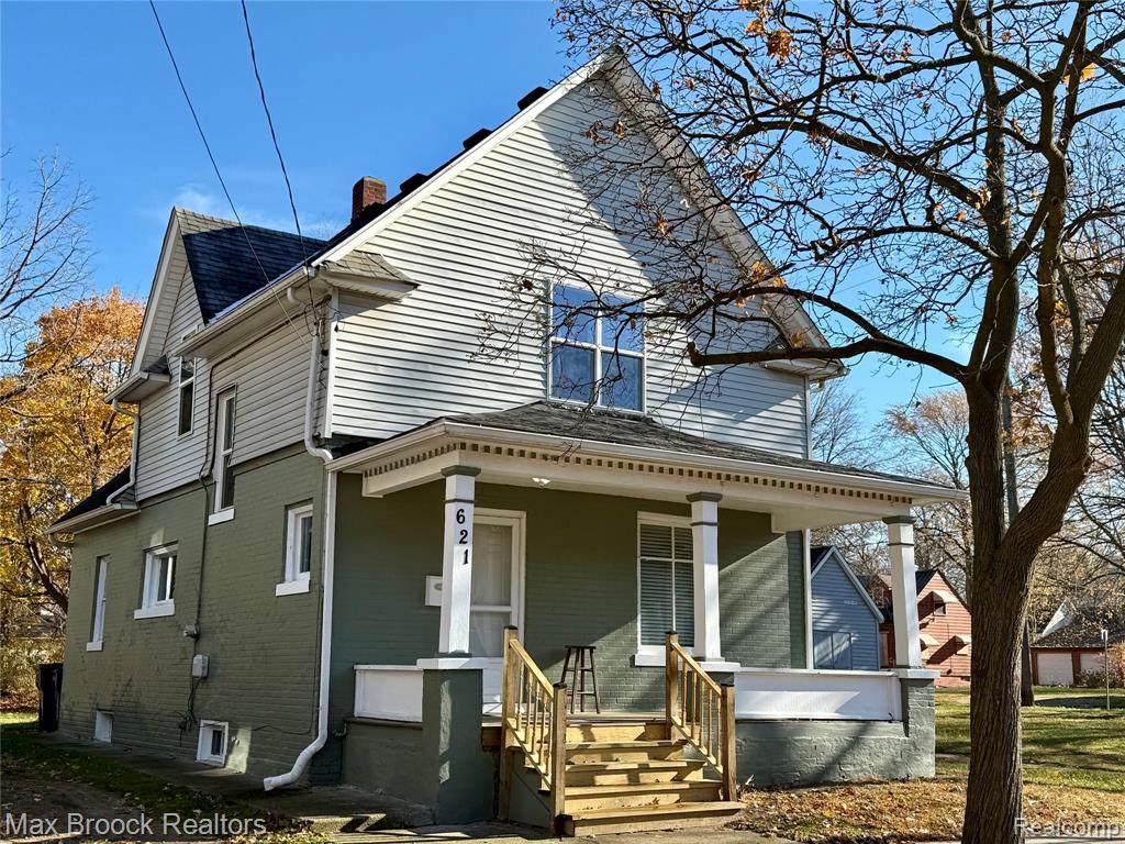 621 Pierson Street - Photo 1