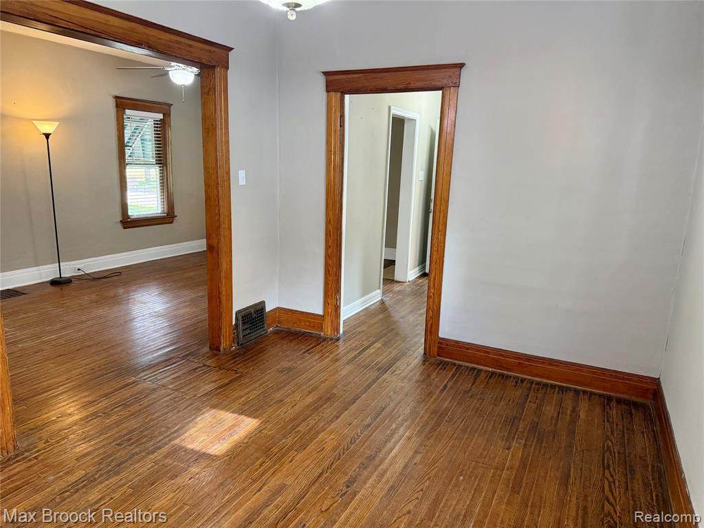 https://bt-photos.global.ssl.fastly.net/michigan/orig_boomver_4_644353828-2.jpg