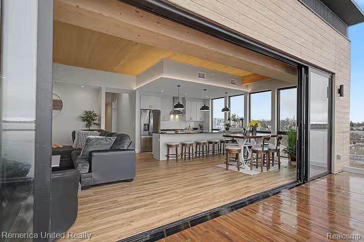 https://bt-photos.global.ssl.fastly.net/michigan/orig_boomver_4_648720724-2.jpg