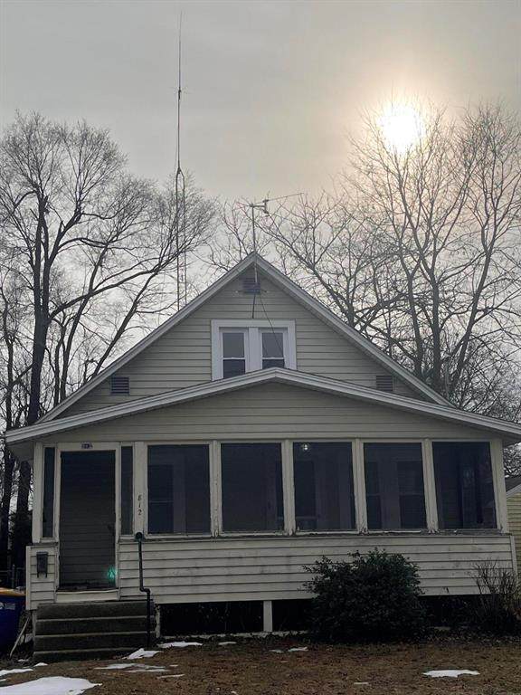 812 Graceland Street - Photo 1