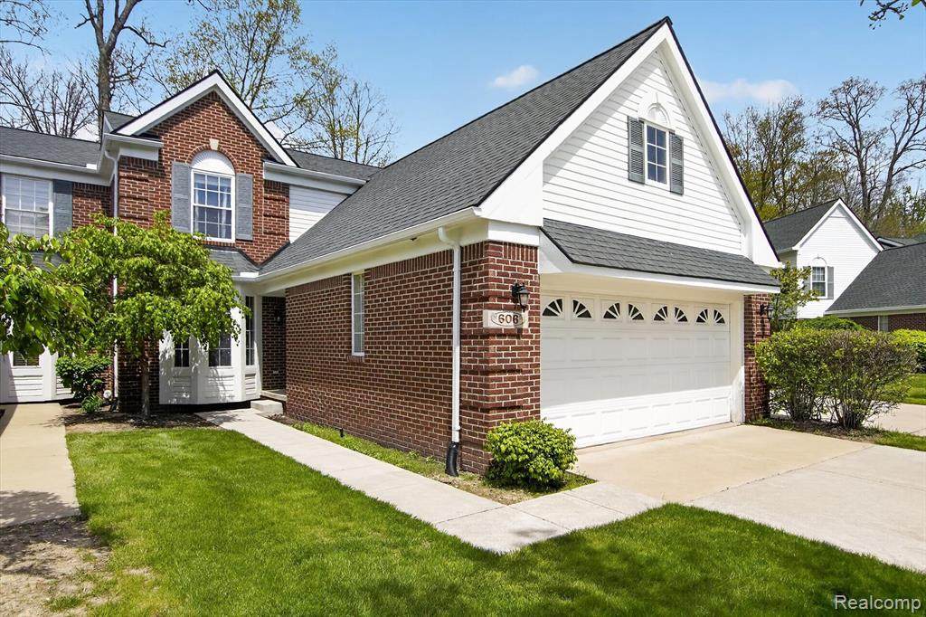 606 Shady Maple Drive - Photo 1