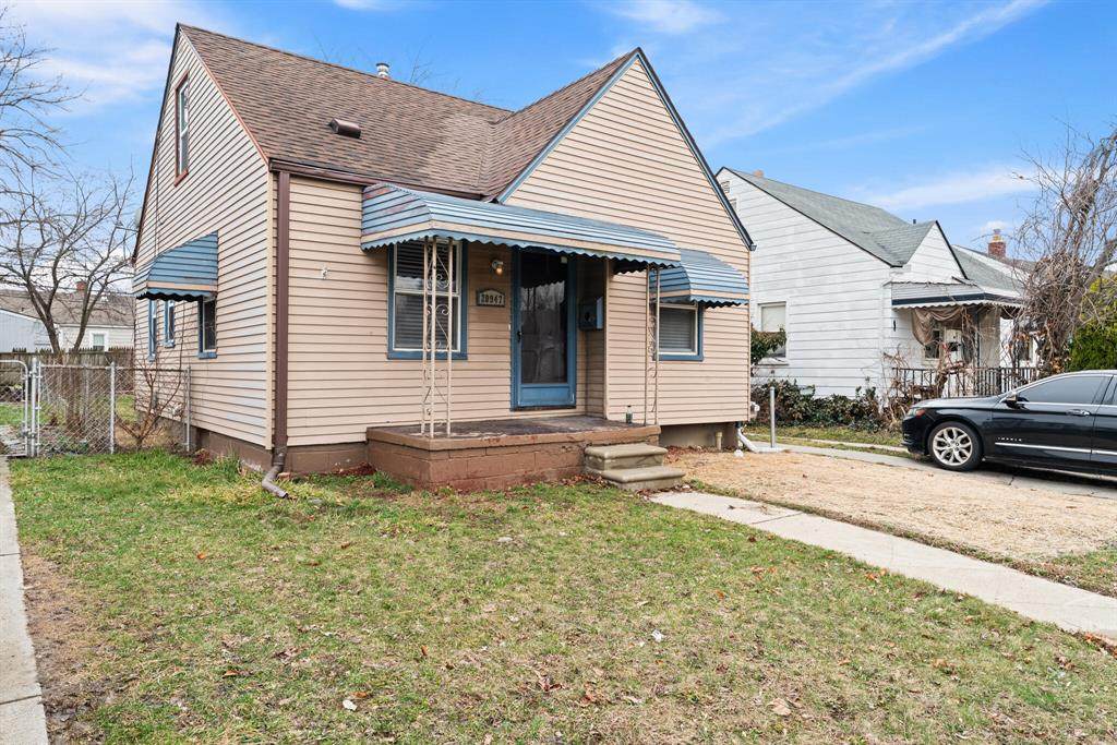 20947 Beechwood Avenue - Photo 1