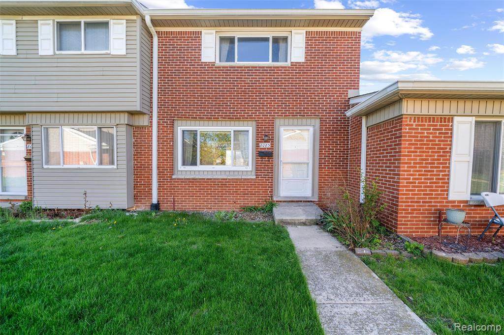 8083 Coventry Street - Photo 1