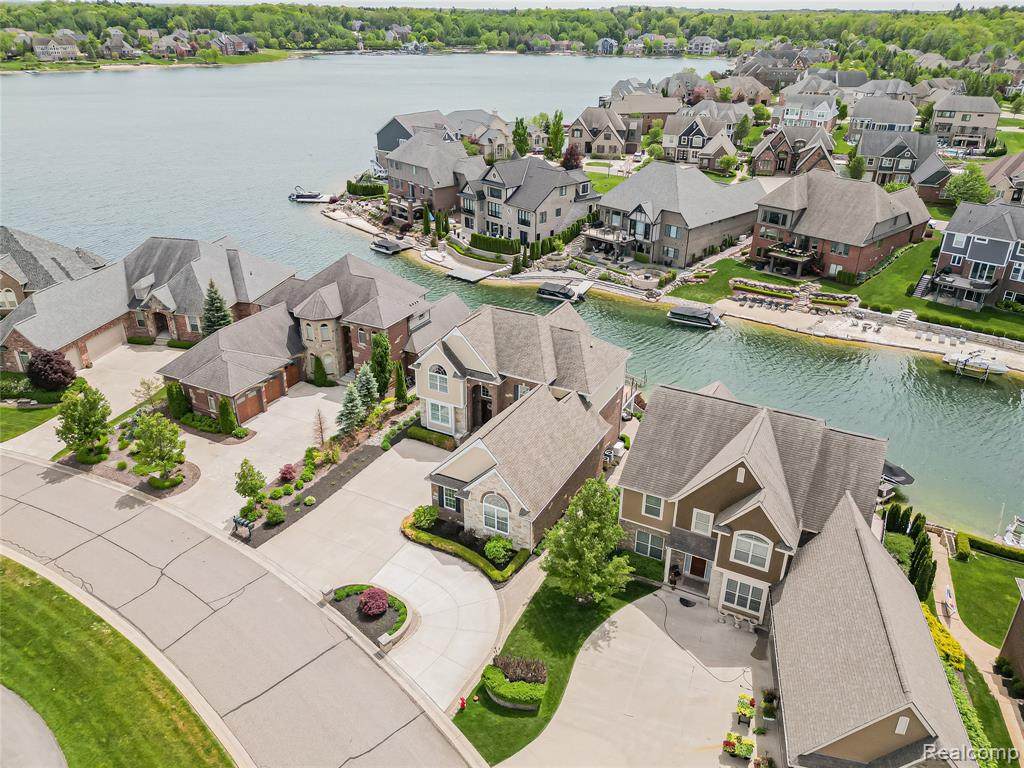 8439 Boulder Shores Drive - Photo 1