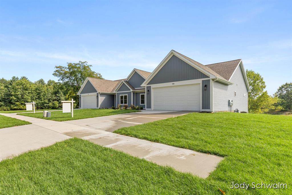 748 Noble Drive - Photo 1